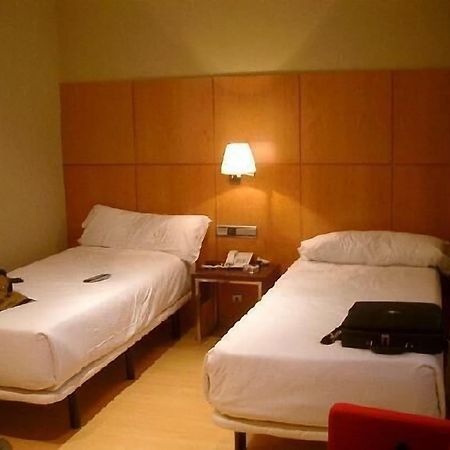 Hotel Feria 巴利亚多利德 外观 照片